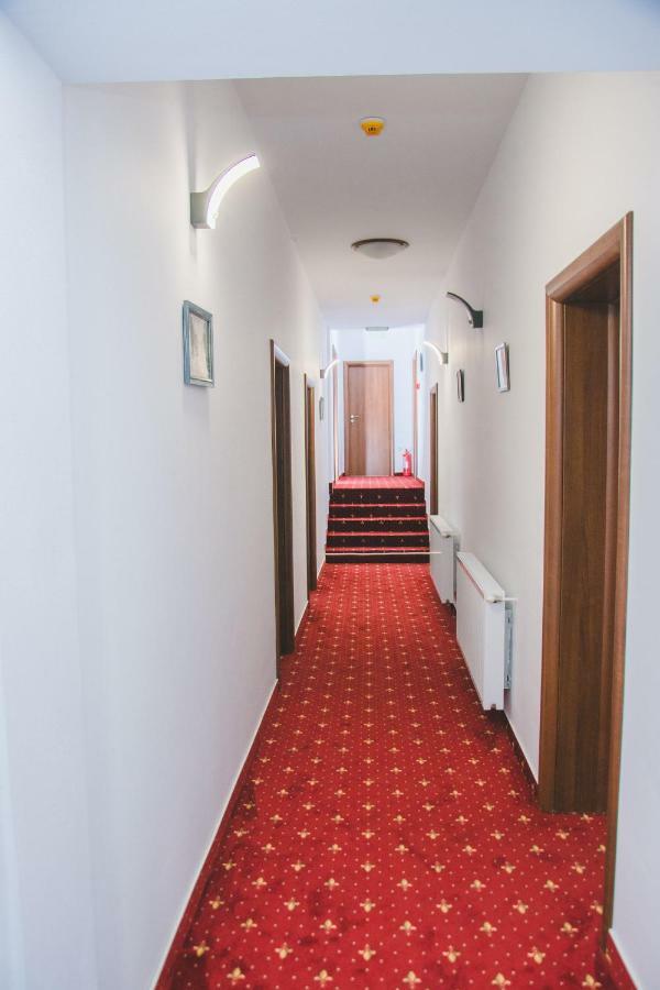Pensiunea Iliada Sibiu Exterior photo